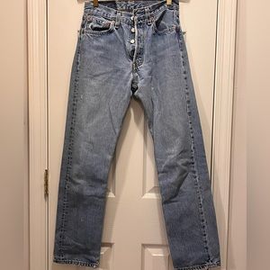 Vintage Levi’s 501 straight leg jeans